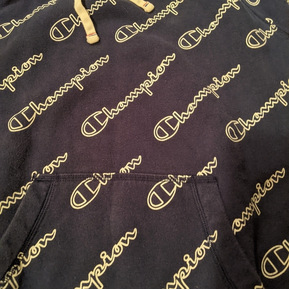 Navy champion hoodie - Picture 4 of 5